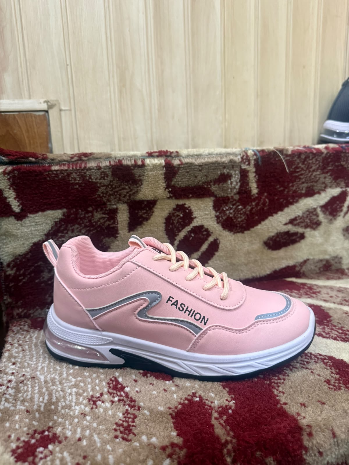 Men's Black Air-Cushion Casual Sneakers
